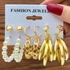 Pendientes de perla incrustada europeos y americanos para mujer, pendientes dorados retro franceses creativos, juego de pendientes