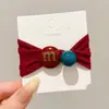 Scrunchie Grande de Cetim Cor Creme Estilo Relaxado para Mulheres, Prendedor de Cabelo de Alta Qualidade, Acessório de Cabelo Elegante de Cor Sólida