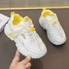 Sapatos Casuais Respiráveis de Malha da Moda para Meninas 2026 Primavera e Outono Novos Simples Versáteis Sapatos Esportivos de Corrida com Solado Macio para Crianças