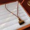 Bolso de Piedra Artificial Vintage Collar de Bolas de Madera Gargantilla Simple Versátil Moda Cadena para Suéter Collar Elegante de Gama Alta para Mujer