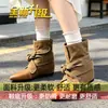 Botas Country Ocidentais Costuradas com Aumento Interno de Altura, Botas de Cano Curto Bico Fino para Mulheres, Novas Botas Martin Knight Emagrecedoras Outono/Inverno 2026