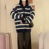 Suéter a rayas con cuello polo Soft Nuo para otoño e invierno, estilo preppy retro americano, suéter holgado con pin para hombres y mujeres