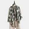 Cachecol Jacquard Dupla Face Imitação de Caxemira, Moderno e Versátil para Outono e Inverno, Xale Quente Feminino, Calor Semelhante à Caxemira e um Toque de Luxo