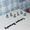 Pendientes de Flor de Zirconia Lujosos y Deslumbrantes con Cierre de Rosca para Mujer, con Piedras de Zirconia Verdes y Azules