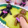 Novo Brinquedo de Apertar Criativo em Formato de Boneca Pequeno Pingente Brinquedo para Alívio de Estresse Infantil Desenho Animado Fofo Brinquedo de Apertar para Alívio de Estresse