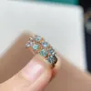 Hebilla de oreja de apatita natural de alta calidad, tamaño de la piedra principal de apatita de alta calidad: Plata de ley 925 chapada en oro blanco 3*3 mm