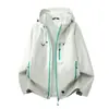 Cortavientos con capucha moderno estilo americano, unisex, chaqueta casual resistente al viento e impermeable para exteriores, ropa deportiva, estilo de frente abierto