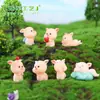 Paisaje en miniatura, caricatura creativa, linda figura de cerdo en forma de corazón, muñeco de animal, accesorio decorativo, adorno para coche o escritorio