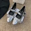 2026 Couro Macio Estilo Pequeno Perfume Bico Quadrado Baixo Corte Solado Macio Sapatos Únicos Femininos Primavera Temperamento Sapatos Aumento Interno de Altura Sapatos Mary Jane
