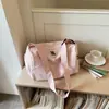 2026 Simple Color Sólido Moda Diseño de Nicho Casual Personalidad Fitness Bolsa de Viaje Ligera Portátil Cruzada Bandolera