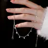 Collar en capas de nicho delicado de primavera y verano con pedrería súper brillante, cadena favorecedora para la clavícula, accesorio de cuello exquisito dulce y de cuento de hadas