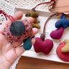 Cadena colgante de ropa para niña Mori de principios de otoño, con colgante de fruta de algodón acolchado con animales para niña, cadena de lana para bebé
