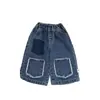Roupa da Moda para Meninos da Primavera 2026 Nova Moletom com Capuz Fofo de Desenho Animado para Bebês e Crianças Pequenas Jeans Versátil