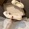 Exquisitos zapatos planos transpirables estilo francés con lazo para mujer, nueva colección verano 2026, bailarinas versátiles de punta fina con suela blanda