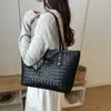 Bolsa de palha trançada vintage feminina 2026 novo modelo grande capacidade bolsa de mão para o dia a dia bolsa feminina estilosa texturizada