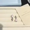 Estilo Coreano Dulce Exquisito Femenino Lazo Tenedor Aceite Goteando Fresas Aretes para Mujer Nicho Lujo Ligero Textura Versátil Pendiente