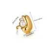 Anel de aço inoxidável com banho de ouro 18K moda transfronteiriça anel de concha com pérola embutida estilo retrô alto padrão não desbota atacado