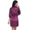 Amazon Roupão de Madrinha com Strass Feminino Verão Solto Tamanho Grande Fino Cor Sólida Casaco Curto de Casamento Roupão de Banho Camisola
