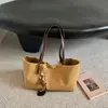 Bolsa de mão requintada de nicho estilo coreano, bolsa de ombro, bolsa de axila para o dia a dia, bolsa feminina, bolsa tote de bolinhas, novo modelo feminino