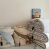 Manta CELING Estilo Coreano, Un Lado Algodón Tejido Súper Suave, Un Lado Terciopelo de Frijol Calmante, Individual/Doble Persona, Lavable a Máquina, Colcha de Primavera/Otoño, Colcha de Invierno