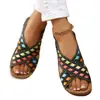 Sandálias de salto plataforma femininas versáteis pretas confortáveis de sola grossa em estilo europeu e americano patchwork, modernas e coloridas