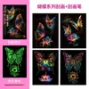 Pintura de Rascar Luminosa A4 Colorida para Adultos 16º Papel de Rascar para Adultos Pintura de Rascar Descompresión Regalo de Vacaciones Hecho a Mano DIY