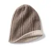 Nuevo Gorro de Punto de Cachemira para Otoño e Invierno Unisex Cálido con Protección para las Orejas Gorro de Punto con Patrón Trenzado Estilo Coreano