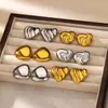 Pendientes de amor estilo INS transfronterizos de acero inoxidable con textura de oro de 18 quilates, no se decoloran, pendientes de moda simples, pendientes de joyería para mujer