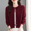 Outono 2026 Novo Estilo Coreano Moda Mãe Suéter Cardigan Curto Cor Sólida Casaco Feminino Malha Top Tendência