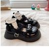 Zapatos de Cuero Pequeños Versátiles Estilo Retro Británico para Mujer Invierno 2026 Nuevos Zapatos Mary Jane de Correa Única con Suela Gruesa Estilo Francés