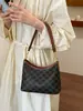 Bolso bandolera para mujer, bolso de hombro con cadena versátil de lujo de alta gama, bolso cubo de moda casual para el día a día