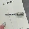 Pinza para el pelo de terciopelo con forma de corazón y perlas, estilo coreano, color block, nuevo modelo otoño e invierno 2026, pinza de pico de pato para frente y laterales