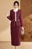 Conjunto de Vestido de Inverno 2026 para Mães, Duas Peças, Manga Longa, Cintura Marcada, Elegante, Rejuvenescedor, Tamanho Grande, Vestido Versátil para Mulheres de Meia-Idade e Idosas