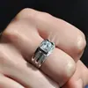 Anillo de negocios para hombre, nuevo, creativo, plateado, estilo coreano, personalidad, moda, chapado en platino, boda, dominante, anillo de diamante, regalo para novio