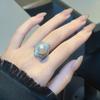 Anel de Zircônia com Pérola Feminino 2024 Novo Luxo Leve Design de Nicho Exquisito Anel para Dedo Indicador Anel Deslumbrante Acessórios de Mão