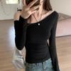 Camiseta Preta Sexy Pura Ombro a Ombro Feminina Início do Outono 2024 Novo Elegante Slim-fit Chique Estilo Ocidental Top Curto