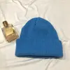 Gorros de Punto Cálidos para Otoño e Invierno, Logo Bordado Personalizado, Gorro de Punto de Color Sólido, Gorro de Punto Retro, Gorro de Cúpula a Prueba de Frío