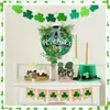 Decoraciones Artificiales de Rama de Trébol de Cuatro Hojas para St. Decoraciones Verdes Irlandesas para el Día de San Patricio con Forma de Corazón de Baya