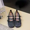 Sapatos Baixos Mary Jane Quadrados de Bico para Mulheres, Estilo Francês, Novos para Primavera/Verão 2026, Sapatilhas de Bolinhas com Tira Única