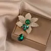 Broche de Borboleta em Metal, High-End, Acessórios de Luxo Acessível de Nicho, Corsage Fashion Retro, Alfinetes de Roupa, Joias Anti-Exposição