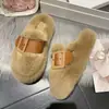 Zapatillas de media punta abiertas de moda para mujer para uso en exteriores, Nuevo estilo Otoño e Invierno 2026, Zapatillas de pelo con plataforma de alta gama, Zapatillas de algodón con suela gruesa