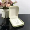 Caja de Joyería con Hebilla Dorada Flotada para Pan Caja de Empaque para Anillo de Boda Caja de Almacenamiento para Joyería Caja para Pendientes Caja de Regalo para Colgante