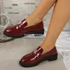 Estilos Nuevos Transfronterizos Europeos y Americanos Primavera y Otoño Transfronterizo 2026 Estilo Británico Zapatos Mocasines de Tacón Grueso para Mujer Comercio Exterior Bajos Pequeños Venta al por Mayor Tallas Grandes
