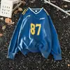 Tops Esportivos Casuais Soltos com Estampa Digital em Jersey Azul com Decote em V Estilo Street com Contraste para Homens e Mulheres Camisolas de Seda Frescas