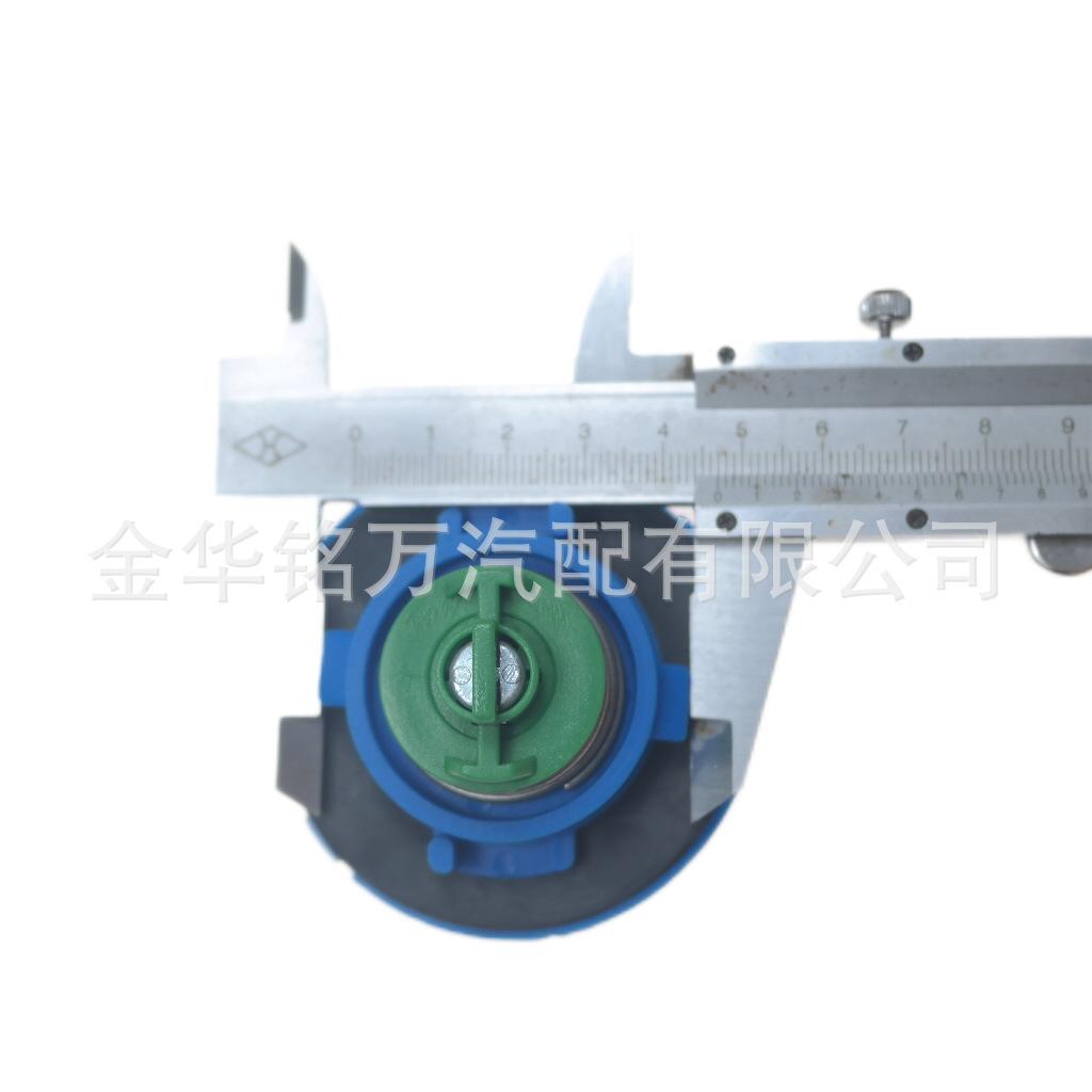 119、欧系卡车配件奔驰卡车油箱盖 (13).png