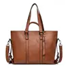 Bolsa de Hombro Transfronteriza Bolso de Mano Europeo y Americano Retro De Moda Más Vendido Bolso Cruzado Individual para Mujer Bolso de Axila para Viajes de Negocios Venta al por Mayor