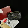 Bolso de hombro para mujer de estilo clásico transfronterizo, color liso, patrón de ondas de agua, forma cuadrada horizontal, asa suave, cierre de hebilla de comercio exterior, bolso pequeño cuadrado cruzado