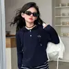 Conjunto de Roupa de Primavera e Outono para Meninas 2026 Novo Estilo Coreano Moletom e Calça Wide Leg Listrada Conjunto de Duas Peças para Crianças Maiores Roupa Casual Tendência