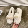 Zapatos peludos planos de felpa estilo francés, súper populares, tipo slip-on para mujer, adecuados para usar al aire libre en otoño e invierno, nuevos zapatos de algodón tipo gorro de moda 2025