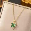 Collar transfronterizo europeo y americano con corazón de circón microincrustado y trébol de cuatro hojas para mujer, accesorio elegante de lujo ligero, cadena de clavícula de acero inoxidable de moda